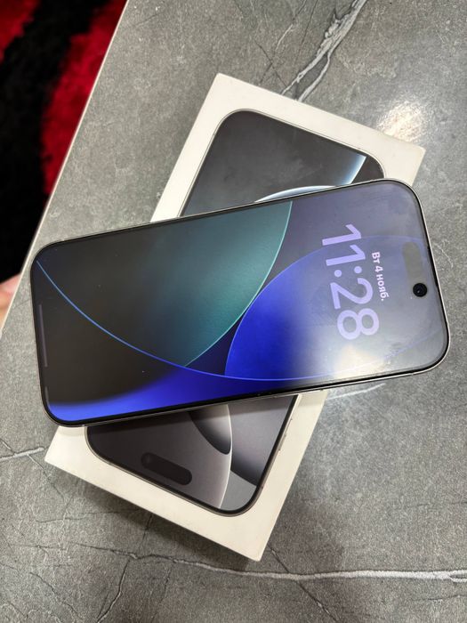 Продаётся айфон 16 про на 256 идиал цена 950уе