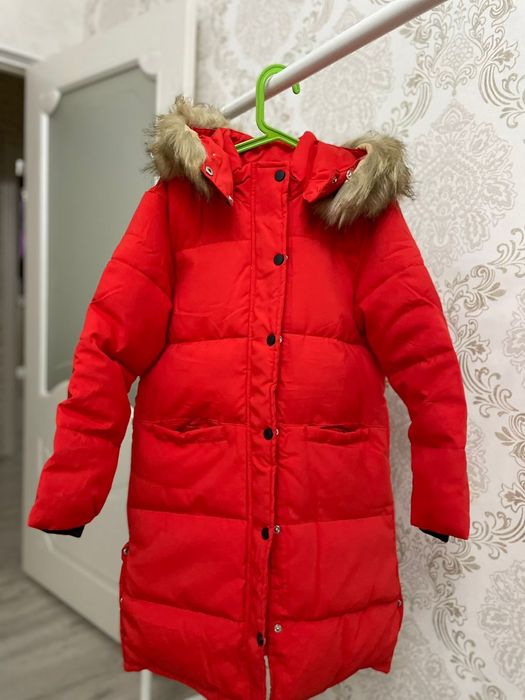 Детские куртки и комбинезоны