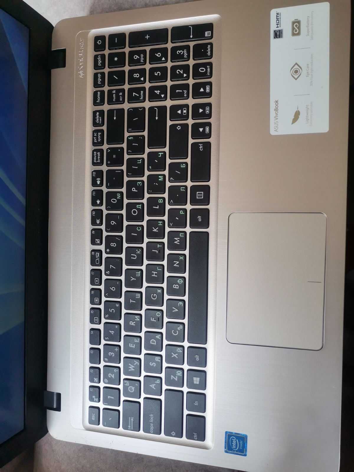 Лаптоп Asus VivoBook X540M