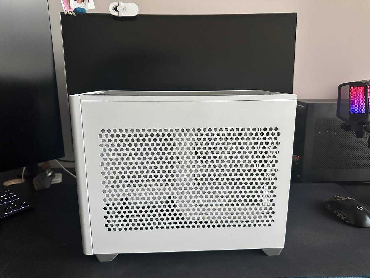 Корпус Cooler Master MasterBox NR200, Mini-ITX