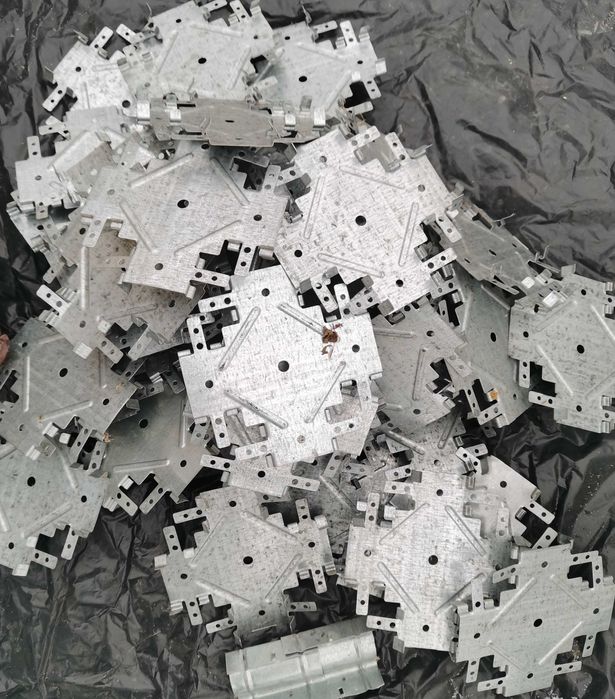 Крабы. Крепления для профилей