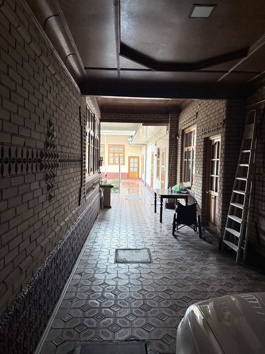 Ховли сотилади 6 сотих яшашга тайёр уй