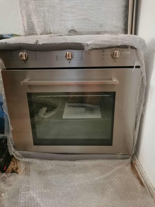 Cuptor electric incorporabil SMEG