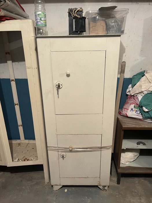 Продам сейф самовывоз