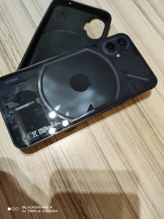 Nothing phone one 8+8/256продава/бартер