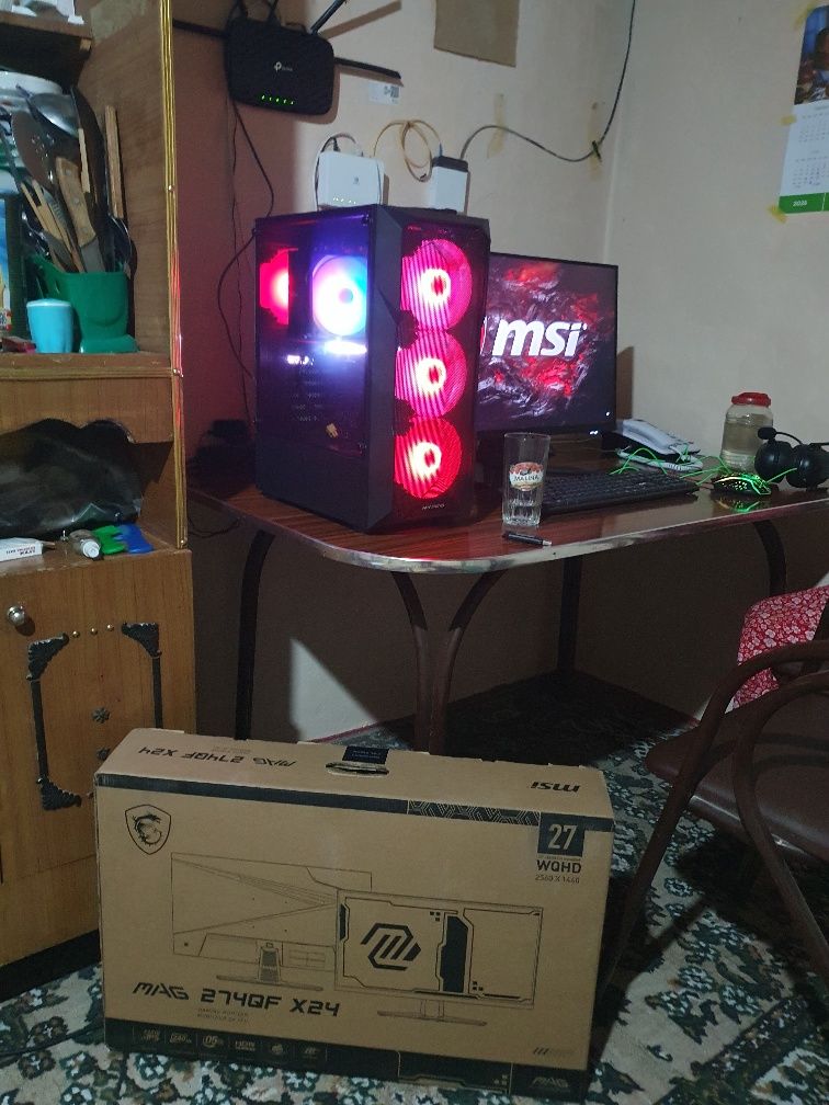 MSI MAG 274QF x24