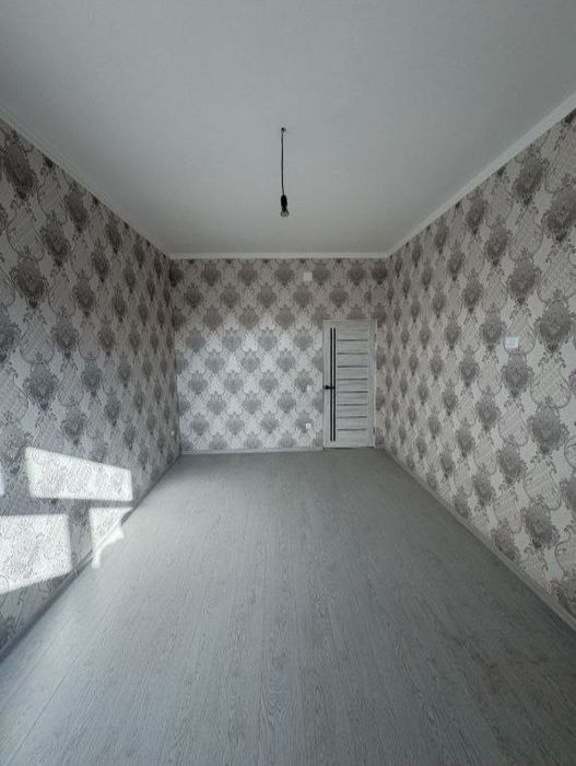 1 ком. квартира, 1/1/1. Старые Сергели (Eski Sergeli). Дом кирпичный.