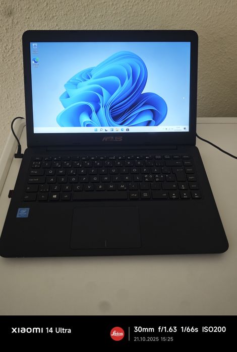 Laptop Asus Windows 11