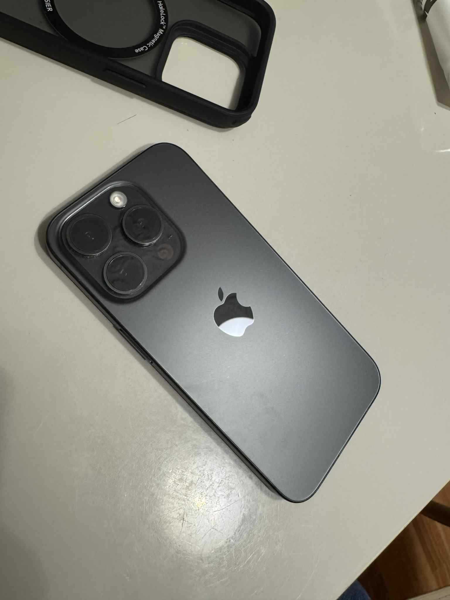 Iphone 15 pro 256GB