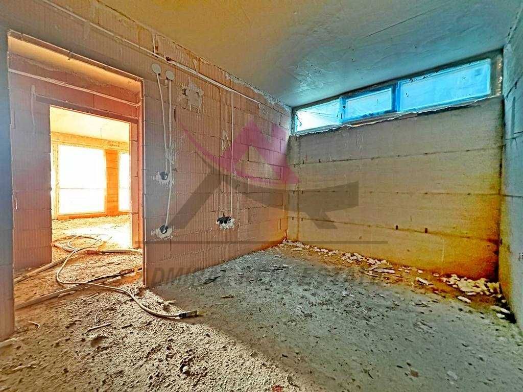 Продава се Двустаен апартамент в Варна, Възраждане 3 - 53 кв.м за 1133 €/кв.м - Снимка #2