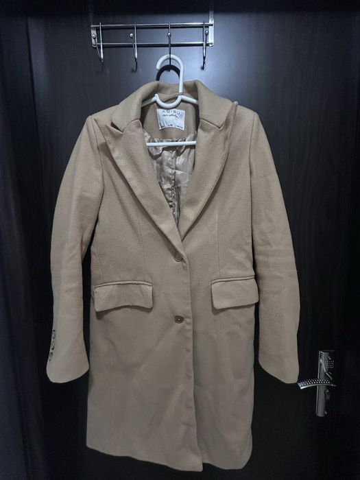 Женско кафяво палто