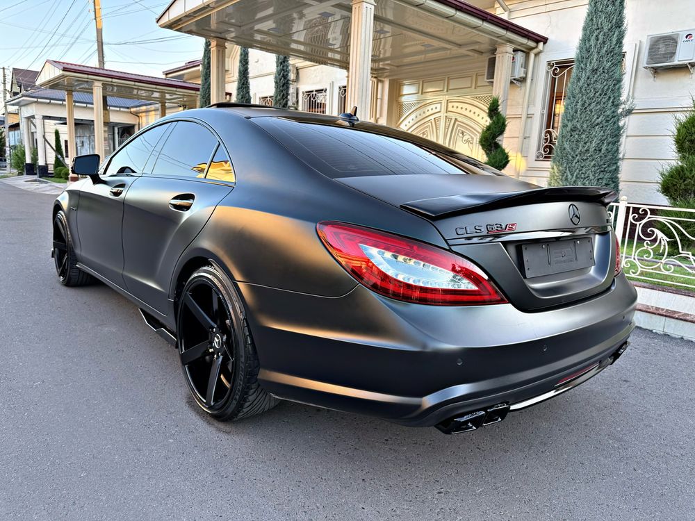 Mercedes Benz CLS Banan AMG Body Kit Состание Зор