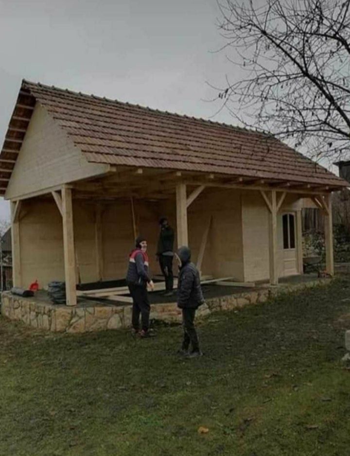 Executam Cabane din lemn