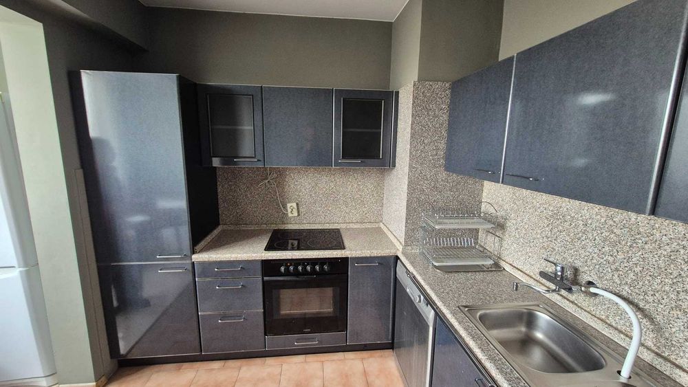 Много запазена кухня