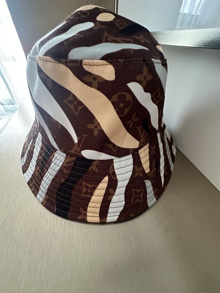 Оригинални Шапки Louis Vuitton