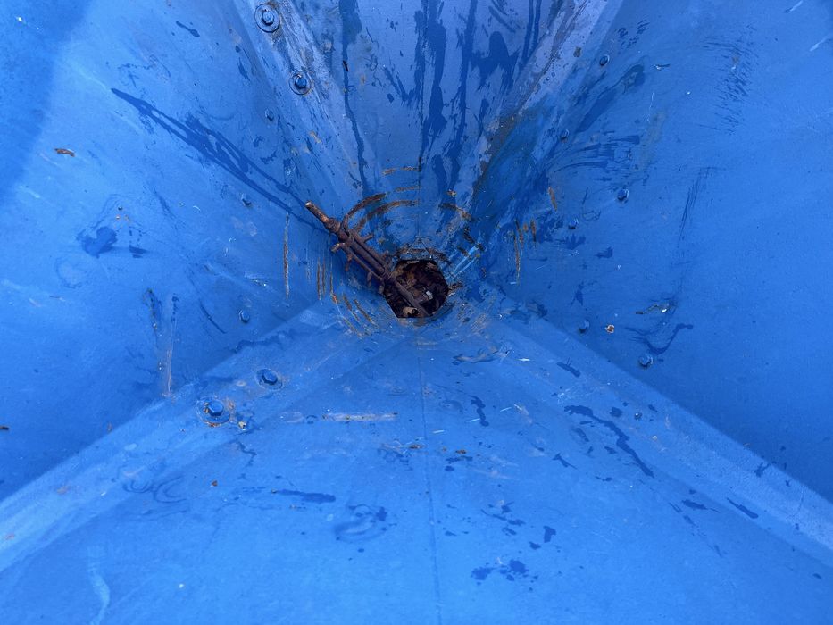 Vând mașina de împrăștiat