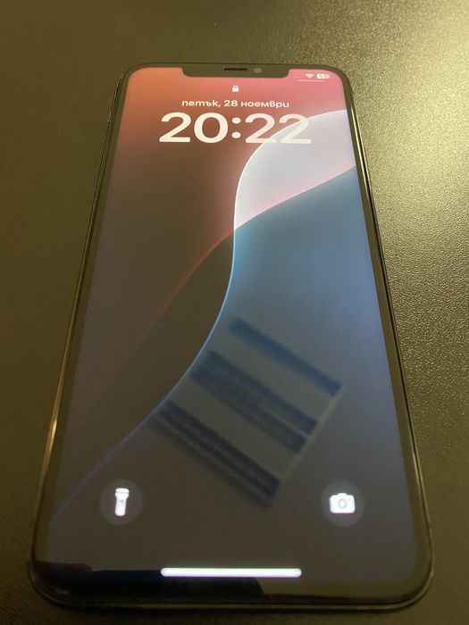 iPhone 11 Pro Max 256GB пукнатини само на задното стъкло