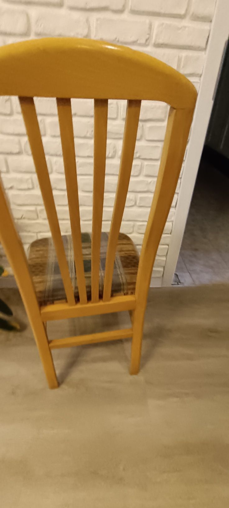 Трапезарски стол