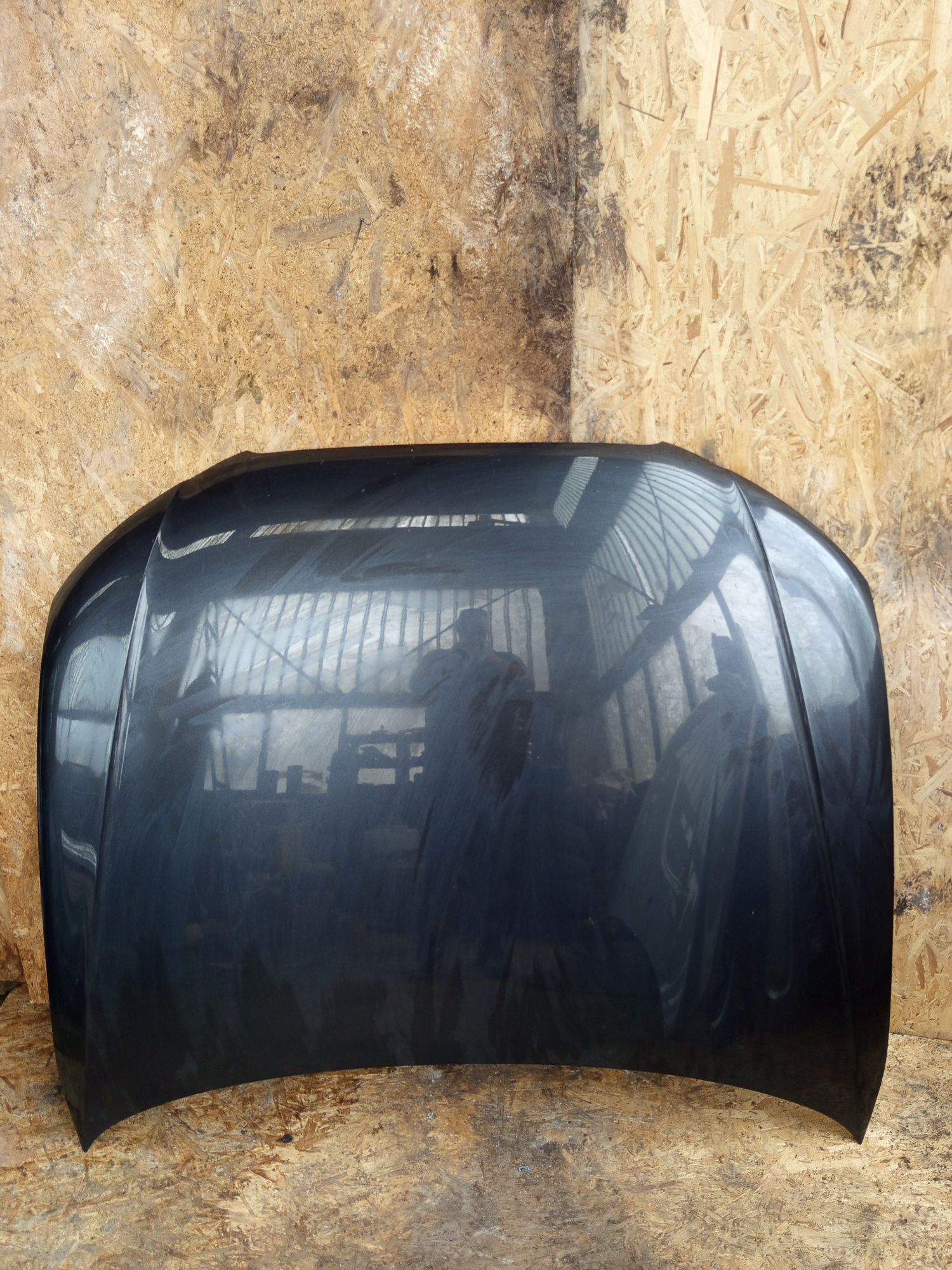 Преден Капак за Audi A4 B8 8K (2008–2015) – Цвят LZ7H Meteorgrau