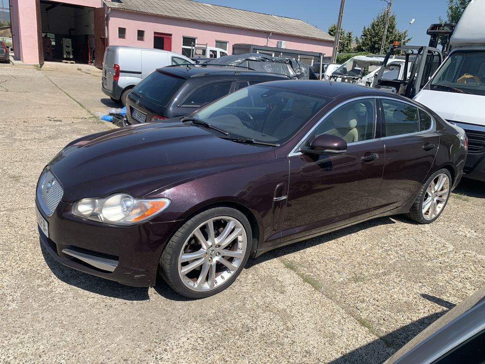 Jaguar XF 2011 fara motor visiniu jante R20 impecabil