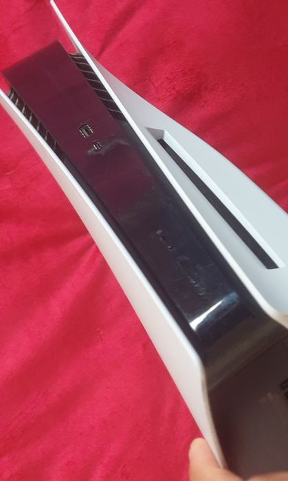 Ps 5 сатылады жағдайы өте жақсы тек уйде устағанмын для себя