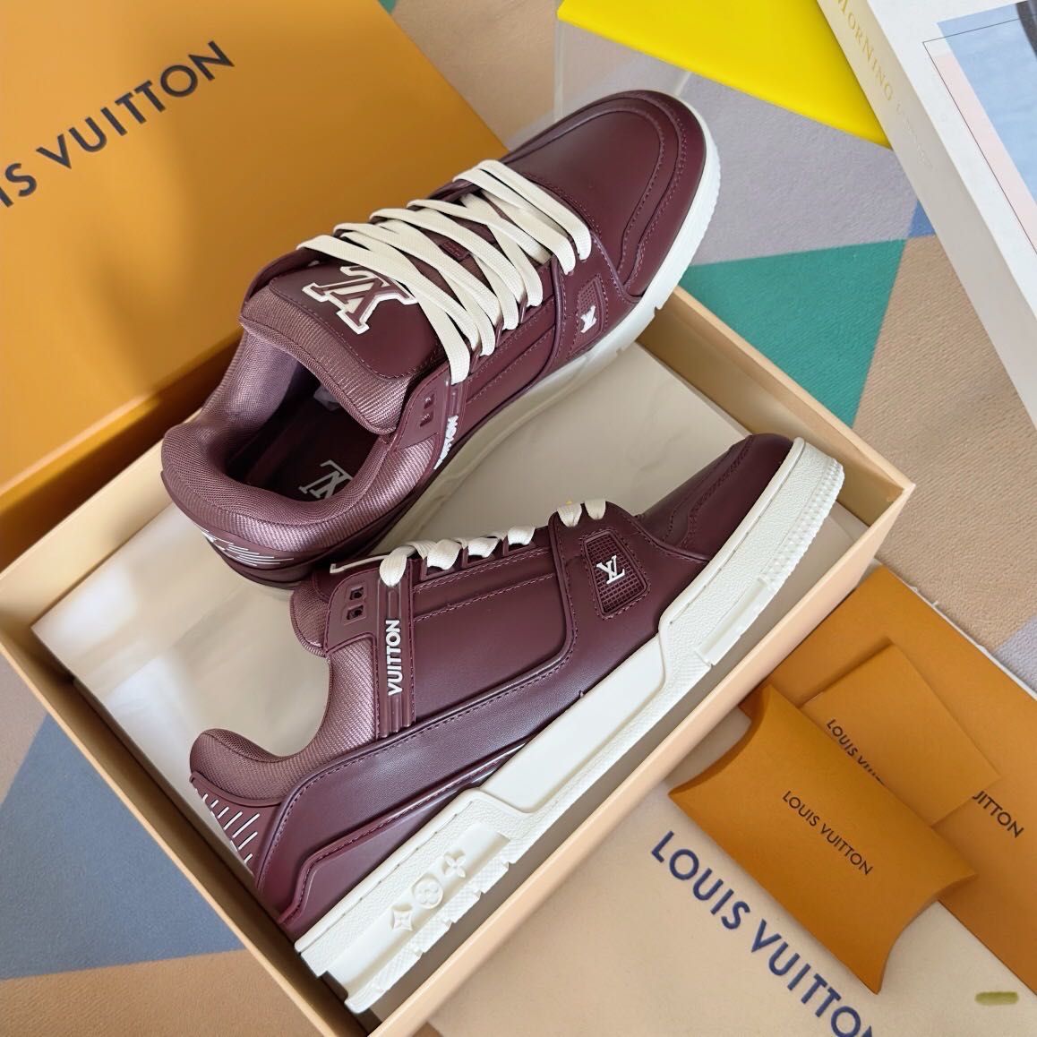 Adidasi piele Louis Vuitton
