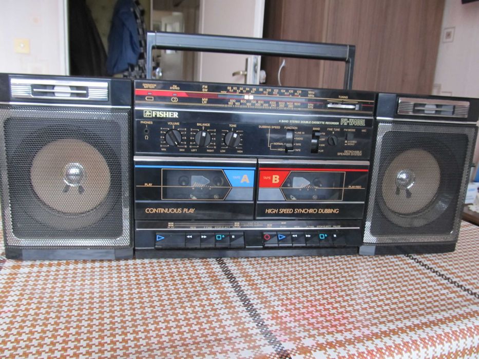 Радио касетофон FISHER PH-W 400 L
