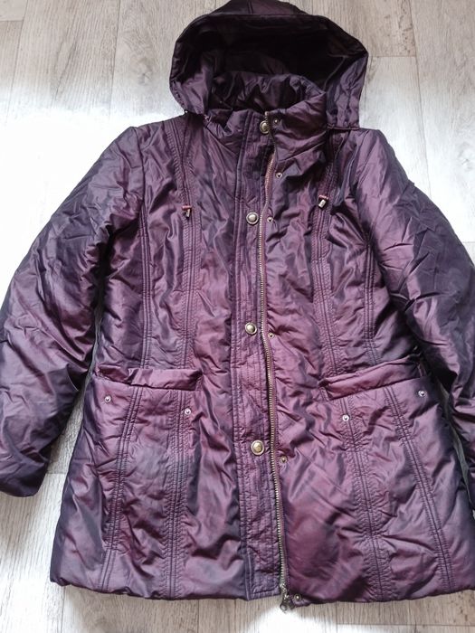 Зимняя куртка импортная хорошем состоянии  очень теплая без дырок без