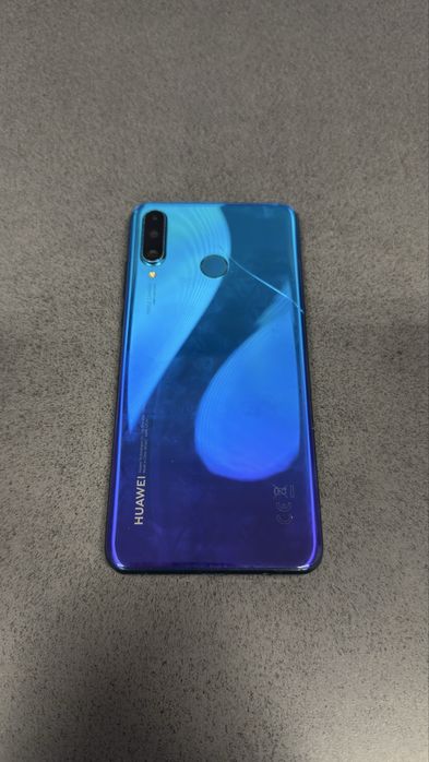 Vand\schimb Huawei p30 lite!