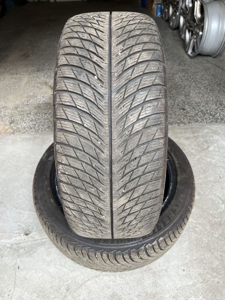 Зимни гуми Мишелин/Michelin 225/45R18 + 2 подарък