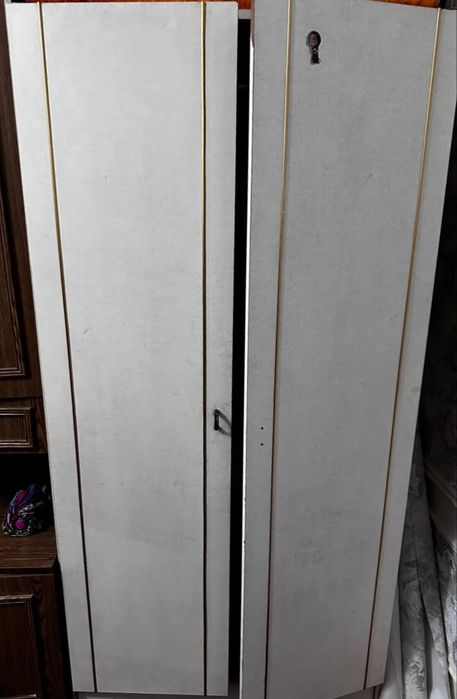 Shkaf sotiladi arzon narxda