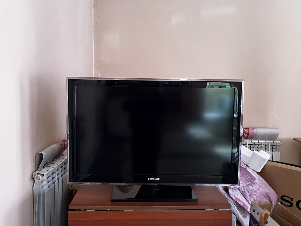 СРОЧНО ПРОДАЕТСЯ ТЕЛЕВИЗОР Samsung в отличном состояний!