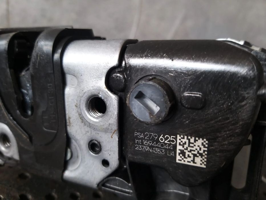 Broasca usa stanga fata citroen c5 aircross psa279625 16944044