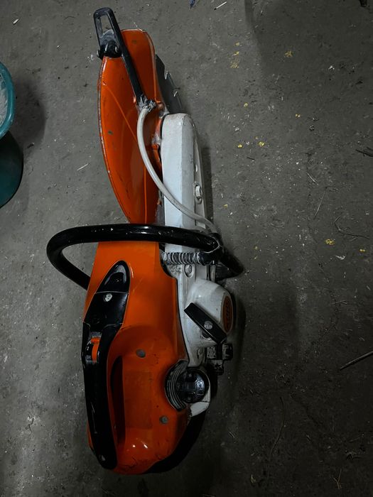 De vânzare Drujbă pavele sthill