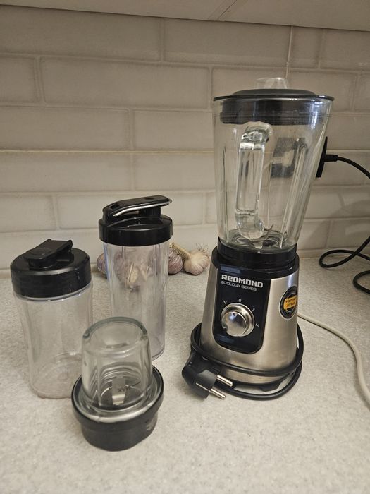 Блендер Редмонд Redmond RSB-M3401