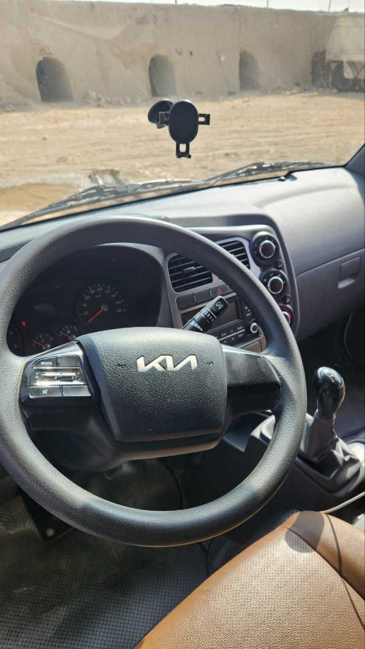 KIA Bongo 2023 yil