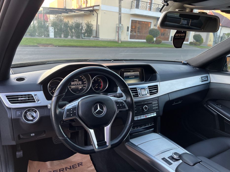 Mercedes E200d/Limuzina/Automatic/2016