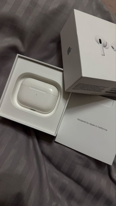 AirPods Pro 2 (оригинал) — отличное состояние, полный комплект