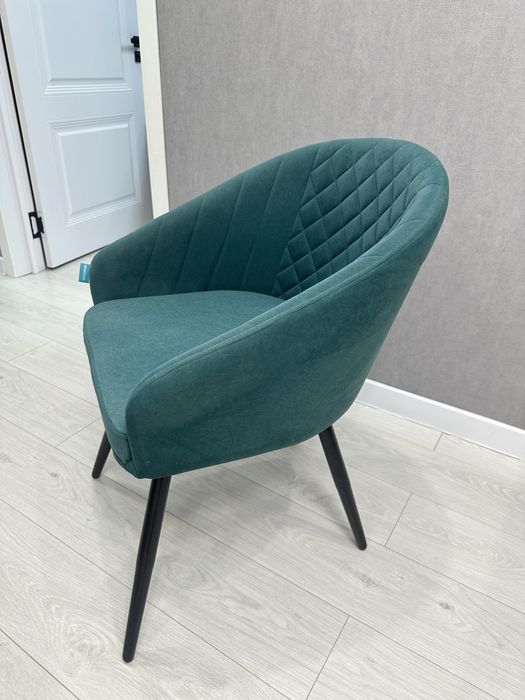 Продаю стильный кухонный стул