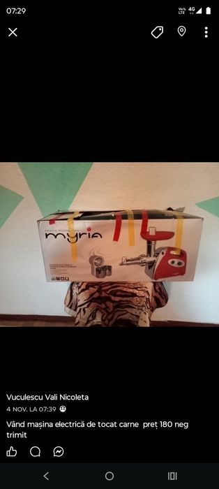 Vând mașină de tocat carne folosită o singură dată preț 180 RON nu tri