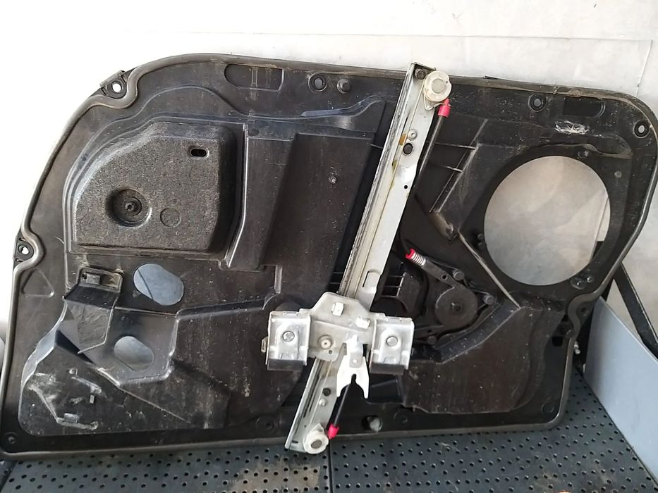 Macara geam stanga fata ford fiesta 6 cb1 ccn 8a61a23201ch