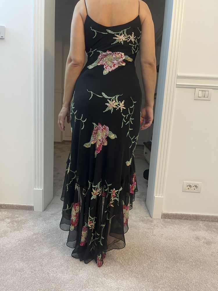 Rochie de seară Doina Levintza - piesă unicată brodată manual cu paiet