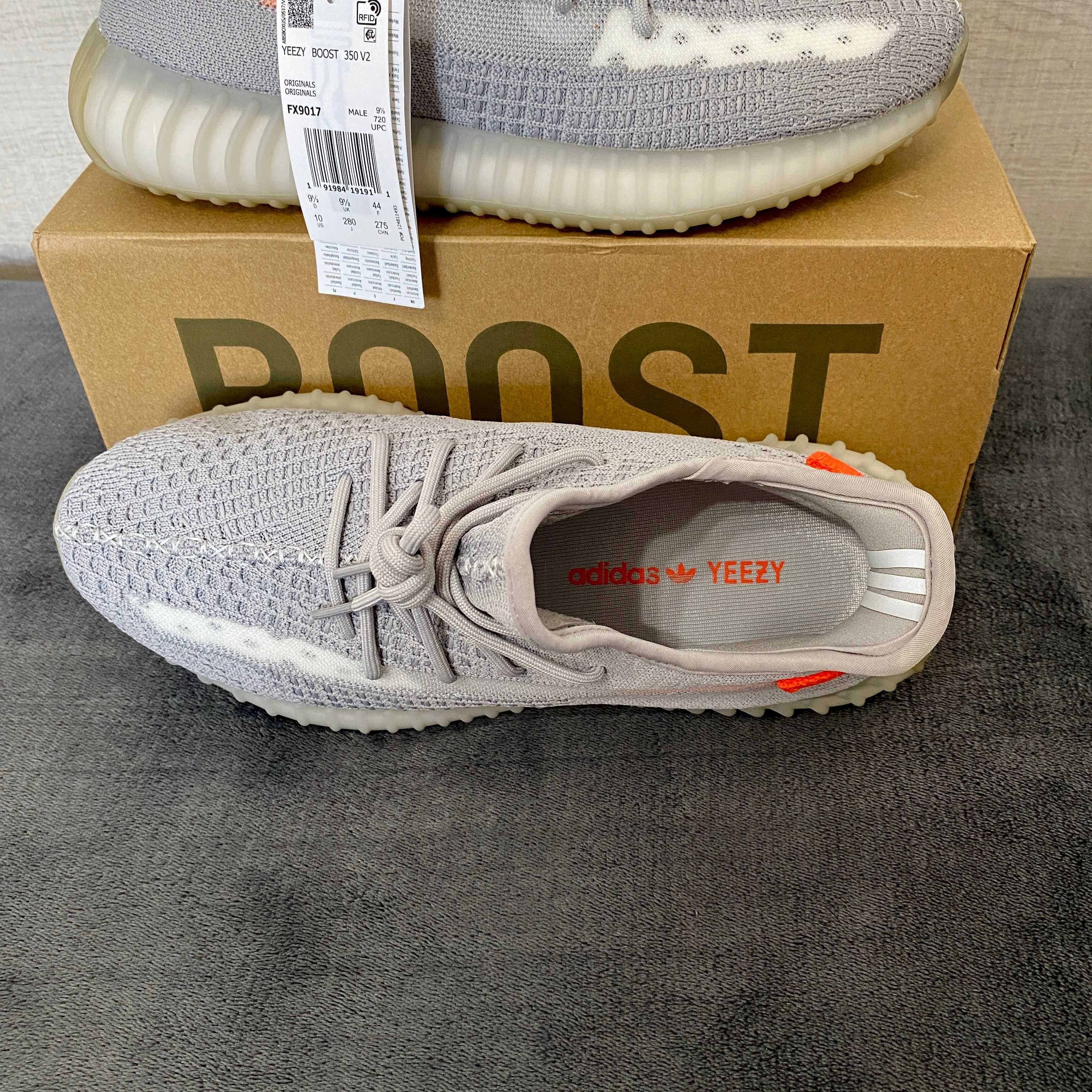 Обувки Yeezy Boost 350 V2 Tail Light