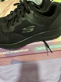 Skechers negri 40  dama