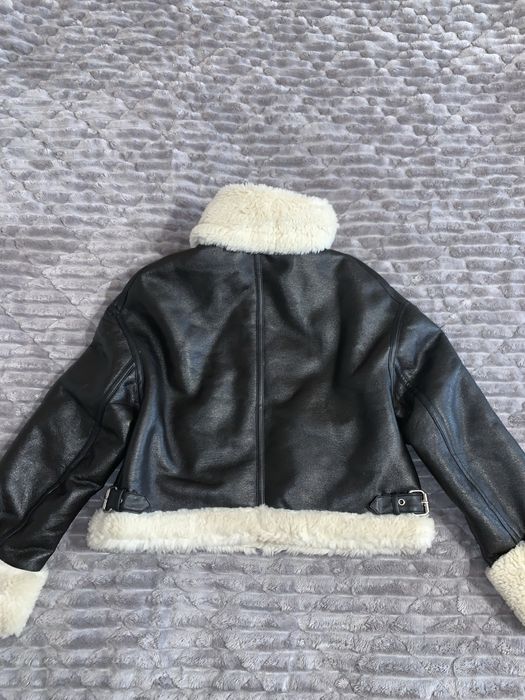 Geacă scurtă de piele cu blană, mărimea S