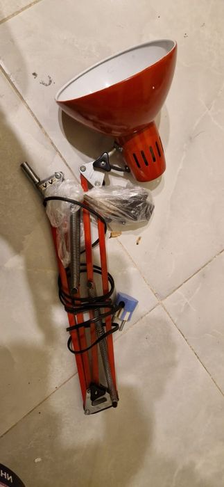 Продам лампу светильник б.у