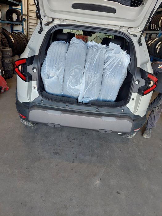 Vand Anvelope vara Continental 215/60 /18