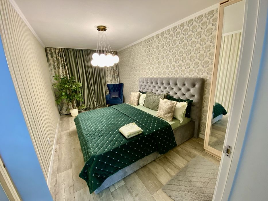 Шикарная трёхкомнатная квартира посуточно 45 квартал, центр, квш