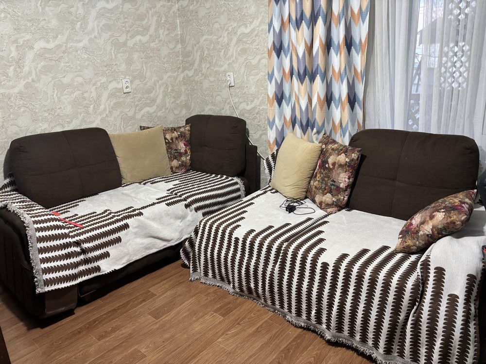 Продаю диваааан