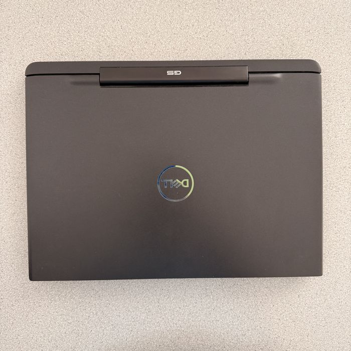 Laptop Gaming Dell G5
